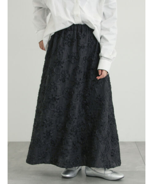 花柄テープ刺繍フレアスカート