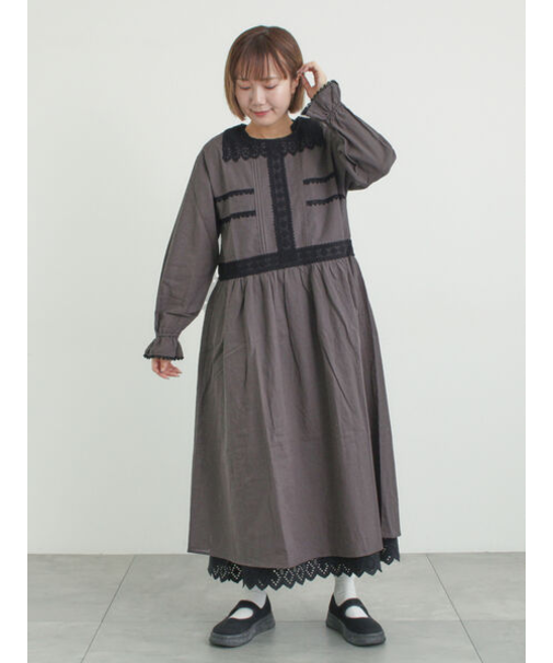 レースピンタックワンピース