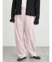 ツータックカーブパンツ