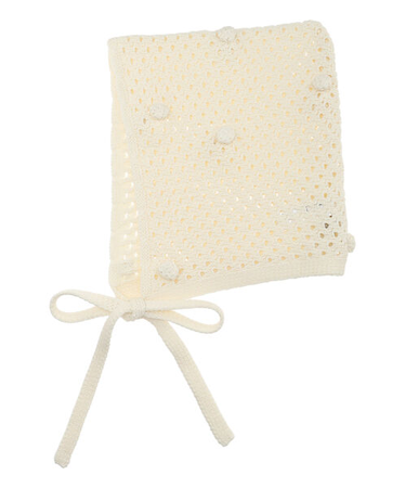 ポンポン付きボンネット