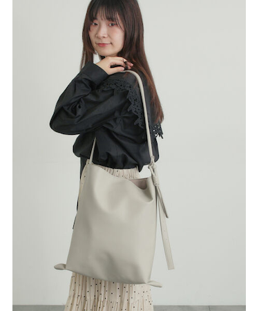 ビッグショルダーバッグ