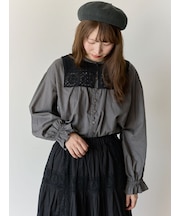 【Cross×Staff】レース襟付きブラウス