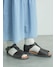 ダークブラウン