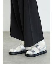 バックルベルトサンダル