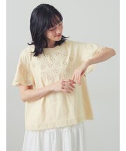 カットワーク刺繍レースカットソー