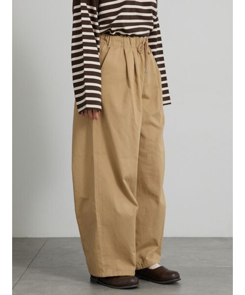 カーブイージーパンツ
