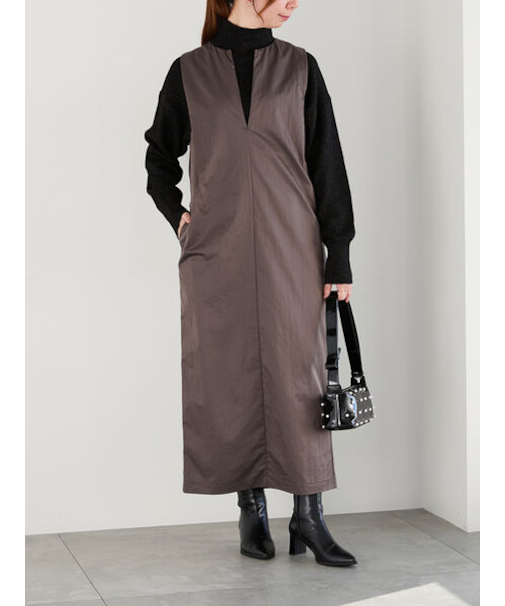 ナイロンスキッパージャンスカ