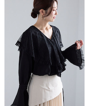 レースコンビフリルカラーブラウス《2025spring catalog item》