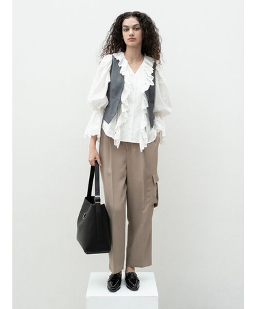 ドレープカーゴスラックス《2025spring catalog item》