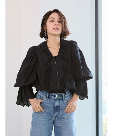 コットンエンブロイダリーブラウス《2025spring catalog item》