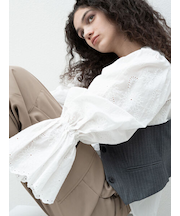コットンエンブロイダリーブラウス《2025spring catalog item》