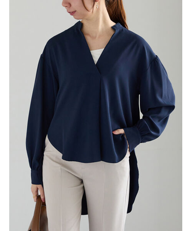 スキッパードレープシャツ