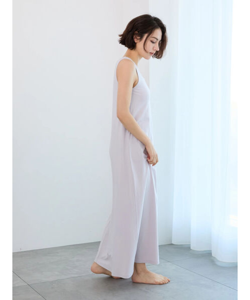 【Essentials】ワンポイント刺繍ロングワンピース