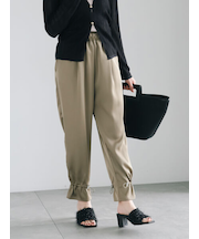 サテンドロストヘムパンツ