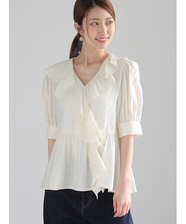 ラッフルフリルアシメブラウス《2025summer catalog item》