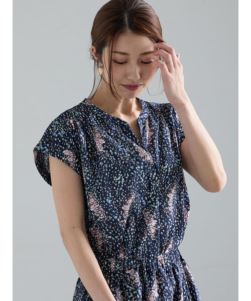新品・39,600円☆JUDY ジュディ/フラワープリントブラウス ◎手洗い可 フラワーアソートプリントブラウス（セットアップ可）｜テチチの