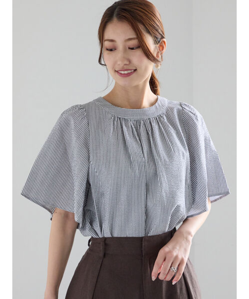 シアサッカーフレアスリーブブラウス