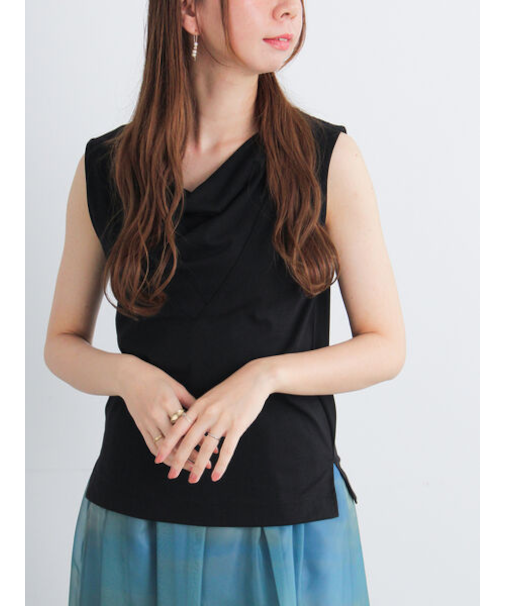 ドレープネックノースリーブトップス