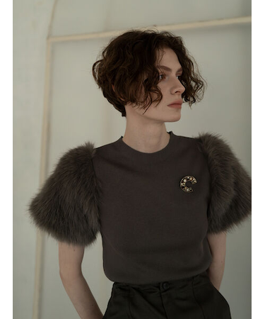 スリーブファーニットプルオーバー《2025Autumn catalog item》
