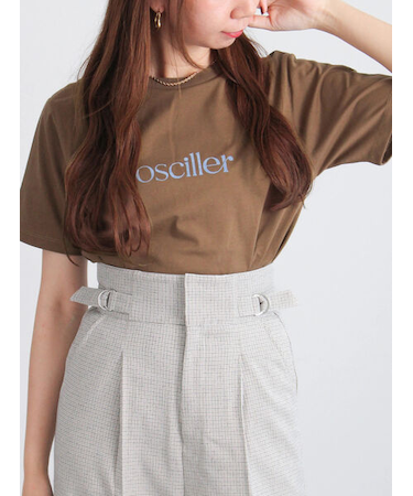 フロッキープリントロゴTシャツ