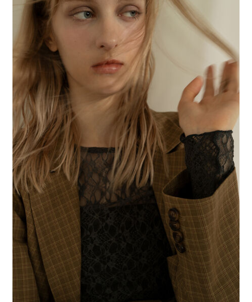 パッチワークレースクルーネックTOPS《2025Autumn catalog vol.2 item》