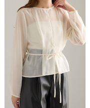 ナローリボンシアーペプラムブラウス《2025Autumn catalog vol.2 item》