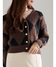 アーガイルジャガードVネックカーディガン