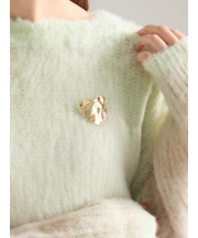 バンピーハートブローチ