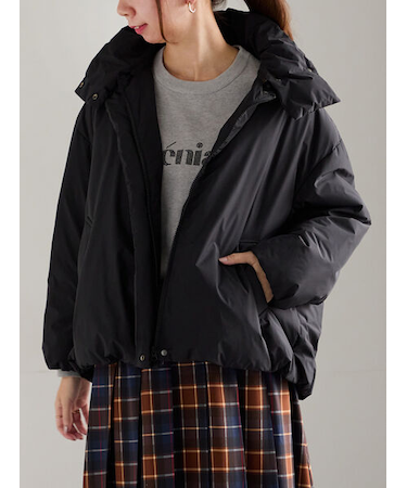 スタンドカラーショートダウンジャケット