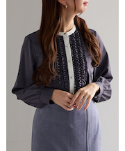 フロントフリルバイカラーブラウス