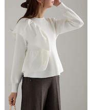 アシンメトリーフリルニット《2025winter catalog item》