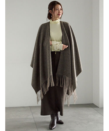 ウールポンチョ