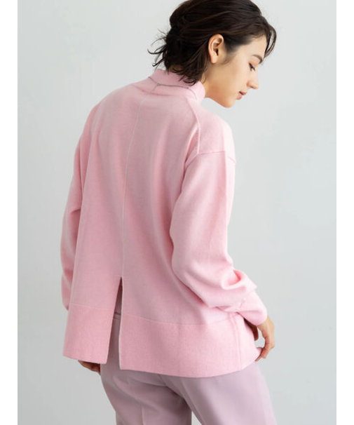 バックスリットスタンドネックプルオーバー