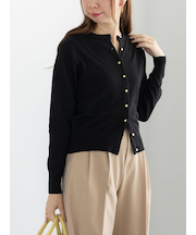 メタルスクエア釦クルーネックカーディガン