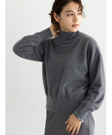 【宮本茉由着用】ハイネックフェザーニット