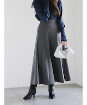 【宮本茉由着用】ボンディングフレアスカート