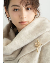 イニシャルブローチM