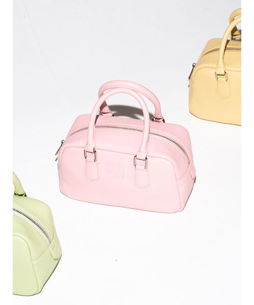 エンボスロゴミニボストンバッグ｜テチチの通販｜&mall（アンドモール