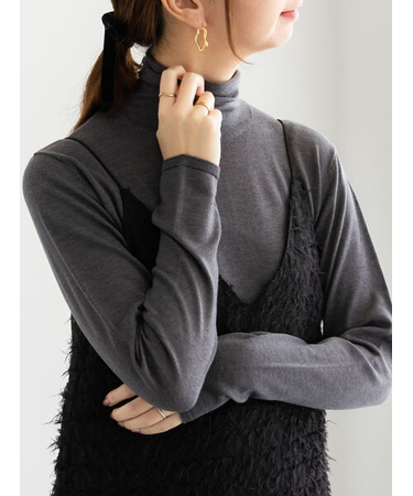 ライトタートルニット