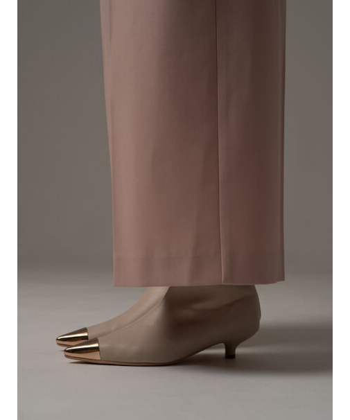 ポインテッドメタルフラットブーツ