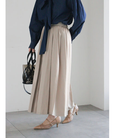 ダブルタックフレアスカート