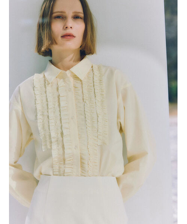 フロントフリルシャツ《2026 spring catalog item》