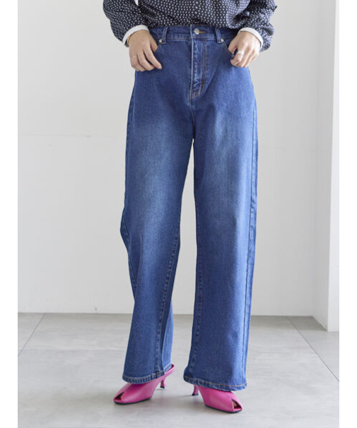 ストレートデニムパンツ