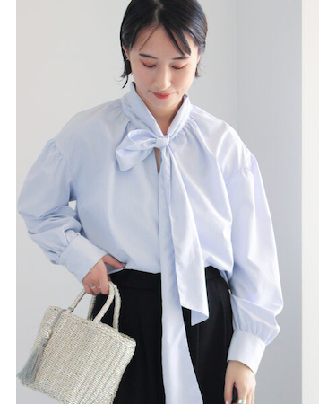 ビッグボウタイブラウス