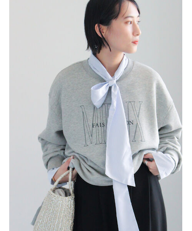 裏毛ロゴプリントスウェット