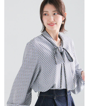パターンアソートボウタイブラウス《2026 spring catalog item》