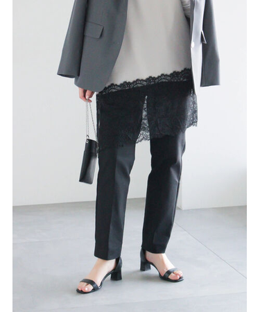 ストレッチテーパードパンツ