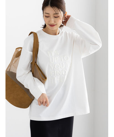 エンブロイダリーロゴTシャツ