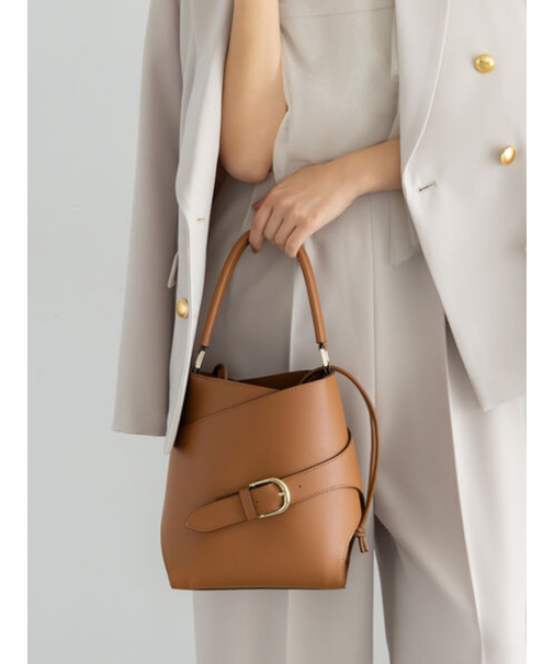 バックルデザインワンハンドルバッグ