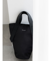 サテンバケットバッグ